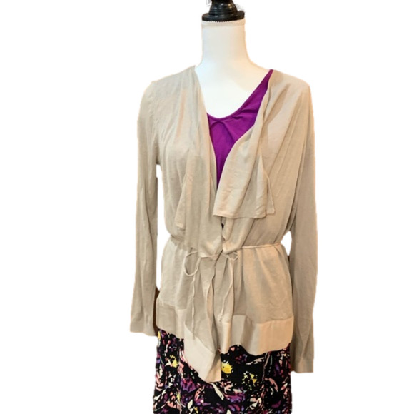 🌿nwt - H&M lightweight sweater with ribbon tie 🌿 - Picture 1 of 5